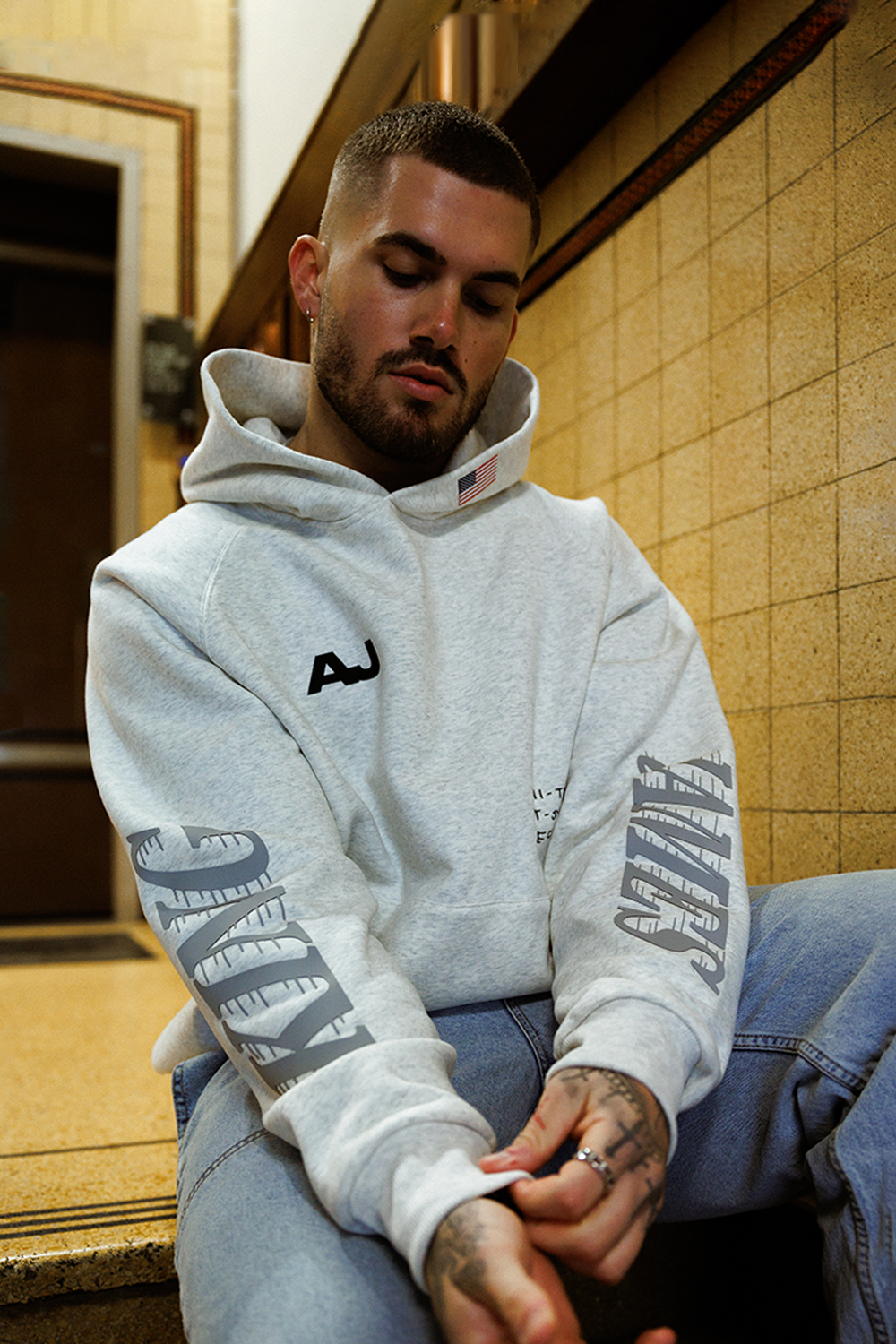 KING JAMES HOODIE ONLY S LEFT